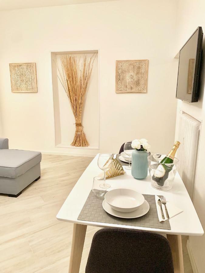 Indipendenza Luxury Apartments Bologna Eksteriør billede